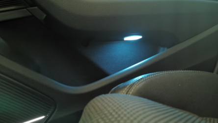 Audi_A4_B9_8W_A5_F5_Ablagefachbeleuchtung (3)9